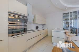 3-к квартира, вторичка, 113м2, 8/18 этаж