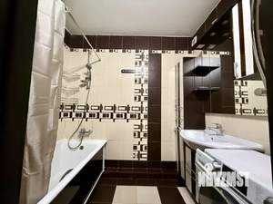 2-к квартира, вторичка, 66м2, 8/19 этаж