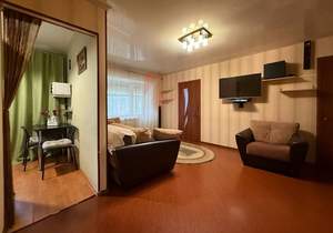 2-к квартира, вторичка, 42м2, 4/4 этаж