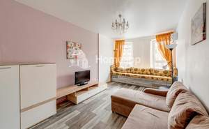2-к квартира, вторичка, 63м2, 1/17 этаж