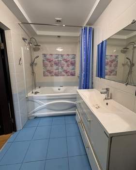 2-к квартира, вторичка, 65м2, 2/17 этаж