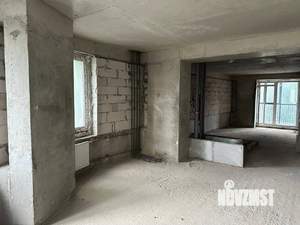 Студия квартира, вторичка, 68м2, 4/27 этаж