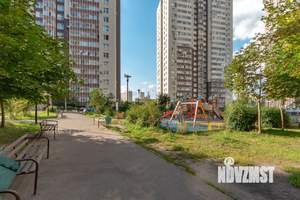 4-к квартира, вторичка, 120м2, 3/17 этаж
