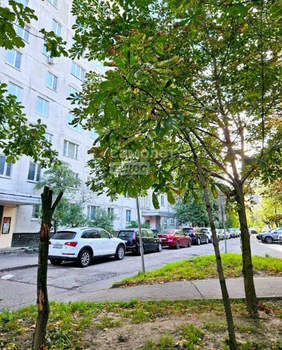 3-к квартира, вторичка, 64м2, 2/12 этаж