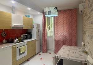 2-к квартира, вторичка, 69м2, 8/17 этаж