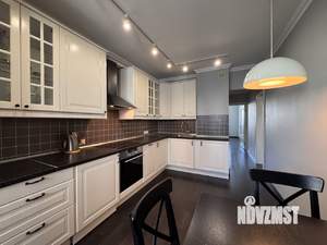 2-к квартира, вторичка, 60м2, 9/17 этаж