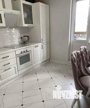 3-к квартира, вторичка, 73м2, 2/25 этаж