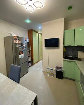 4-к квартира, вторичка, 100м2, 3/17 этаж