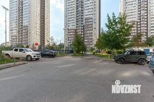 4-к квартира, вторичка, 120м2, 3/17 этаж