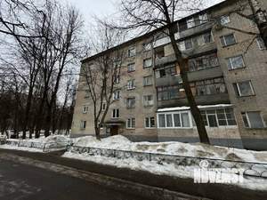 3-к квартира, вторичка, 61м2, 5/5 этаж