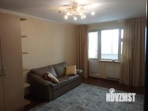 2-к квартира, вторичка, 63м2, 9/17 этаж