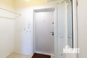 2-к квартира, вторичка, 56м2, 1/25 этаж