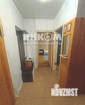 2-к квартира, вторичка, 42м2, 1/9 этаж