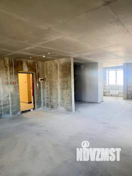 3-к квартира, вторичка, 82м2, 9/25 этаж