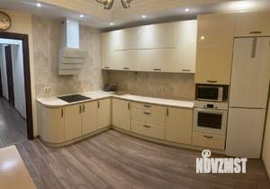 2-к квартира, вторичка, 88м2, 2/25 этаж