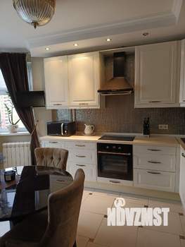 2-к квартира, вторичка, 61м2, 9/17 этаж