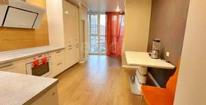 2-к квартира, вторичка, 63м2, 9/15 этаж