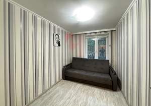 2-к квартира, вторичка, 42м2, 1/5 этаж