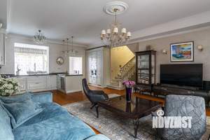 6-к квартира, вторичка, 280м2, 3/3 этаж