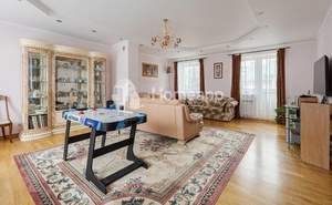 5-к квартира, вторичка, 194м2, 3/3 этаж