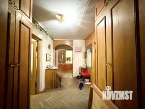 4-к квартира, вторичка, 90м2, 1/9 этаж