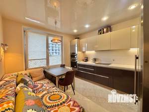 2-к квартира, вторичка, 53м2, 2/25 этаж
