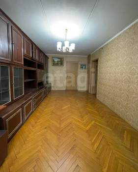 3-к квартира, вторичка, 62м2, 4/5 этаж