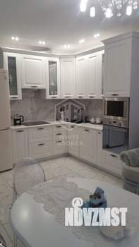 3-к квартира, вторичка, 70м2, 13/27 этаж