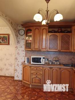 2-к квартира, вторичка, 80м2, 11/15 этаж
