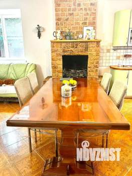 5-к квартира, вторичка, 203м2, 3/3 этаж