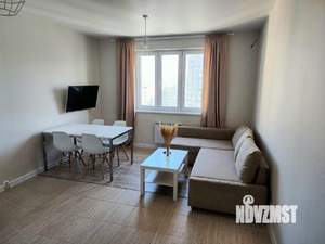 1-к квартира, вторичка, 42м2, 20/25 этаж