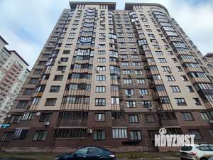 2-к квартира, вторичка, 67м2, 1/17 этаж