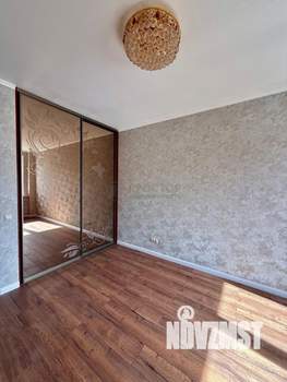 4-к квартира, вторичка, 118м2, 3/12 этаж
