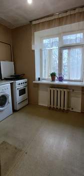 3-к квартира, вторичка, 54м2, 3/3 этаж