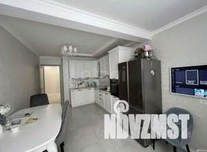 3-к квартира, вторичка, 103м2, 2/27 этаж