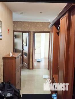 2-к квартира, вторичка, 63м2, 9/17 этаж