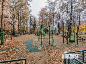 2-к квартира, вторичка, 42м2, 1/9 этаж