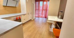 2-к квартира, вторичка, 63м2, 9/15 этаж