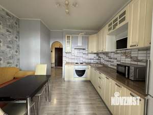 2-к квартира, вторичка, 64м2, 10/17 этаж