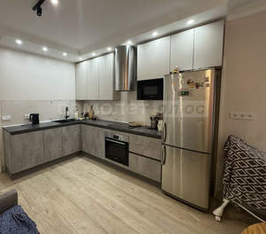2-к квартира, вторичка, 56м2, 1/24 этаж
