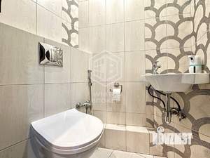 4-к квартира, вторичка, 106м2, 8/17 этаж