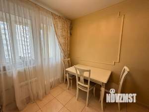 3-к квартира, вторичка, 61м2, 10/12 этаж