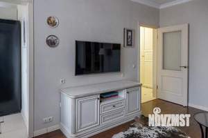 2-к квартира, вторичка, 61м2, 9/17 этаж