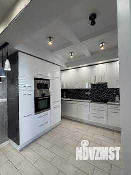 3-к квартира, вторичка, 73м2, 7/25 этаж