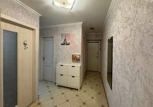 2-к квартира, вторичка, 42м2, 1/5 этаж