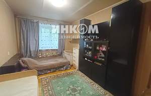 2-к квартира, вторичка, 42м2, 1/9 этаж