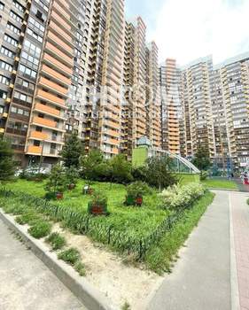 3-к квартира, вторичка, 82м2, 3/22 этаж