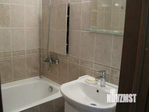 2-к квартира, вторичка, 63м2, 4/10 этаж