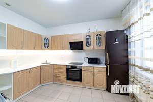 2-к квартира, вторичка, 56м2, 1/25 этаж