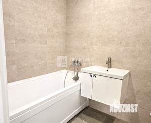 2-к квартира, вторичка, 68м2, 6/22 этаж